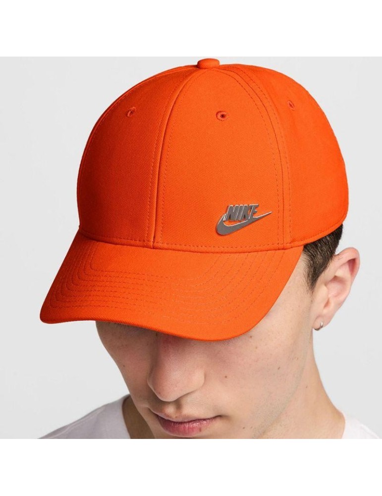 Kšiltovka Nike Club Structured Metal Logo